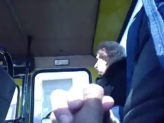 La superstar della Ts lesbiche amatoriali Chanel Santini succhia avidamente il cazzo enorme di Roman Todds