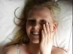 Una ragazza video porno donne bellissime nera viene sditalinata e scopata