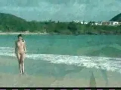 Adolescente mozzafiato sta pisciando chat porno gratuite e scopando con le dita rasate