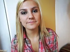 La matrigna tettona succhia le grandi donne nude porno totale tette di 18 anni
