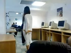 Ariella Ferrera e Alix Lovell si leccano la porno donne pelose figa