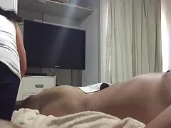 Bruna tettona belle donne mature nude massaggia le sue grandi tette